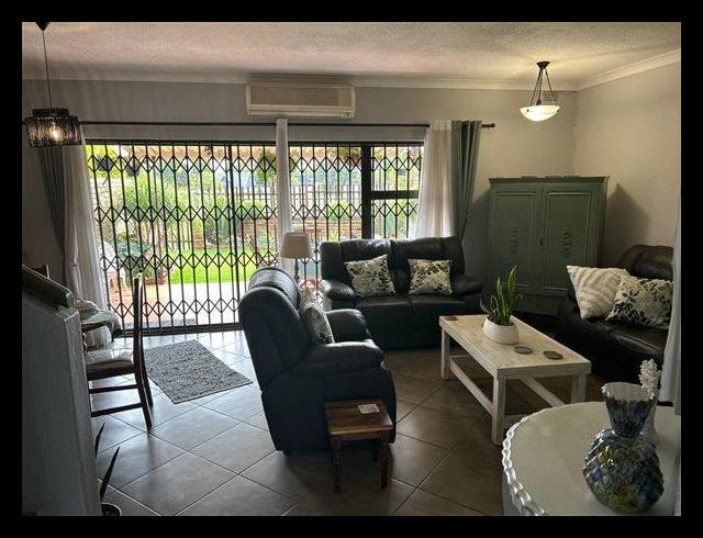 2 BEDROOM CLUSTER FOR SALE IN FREEWAY PARK